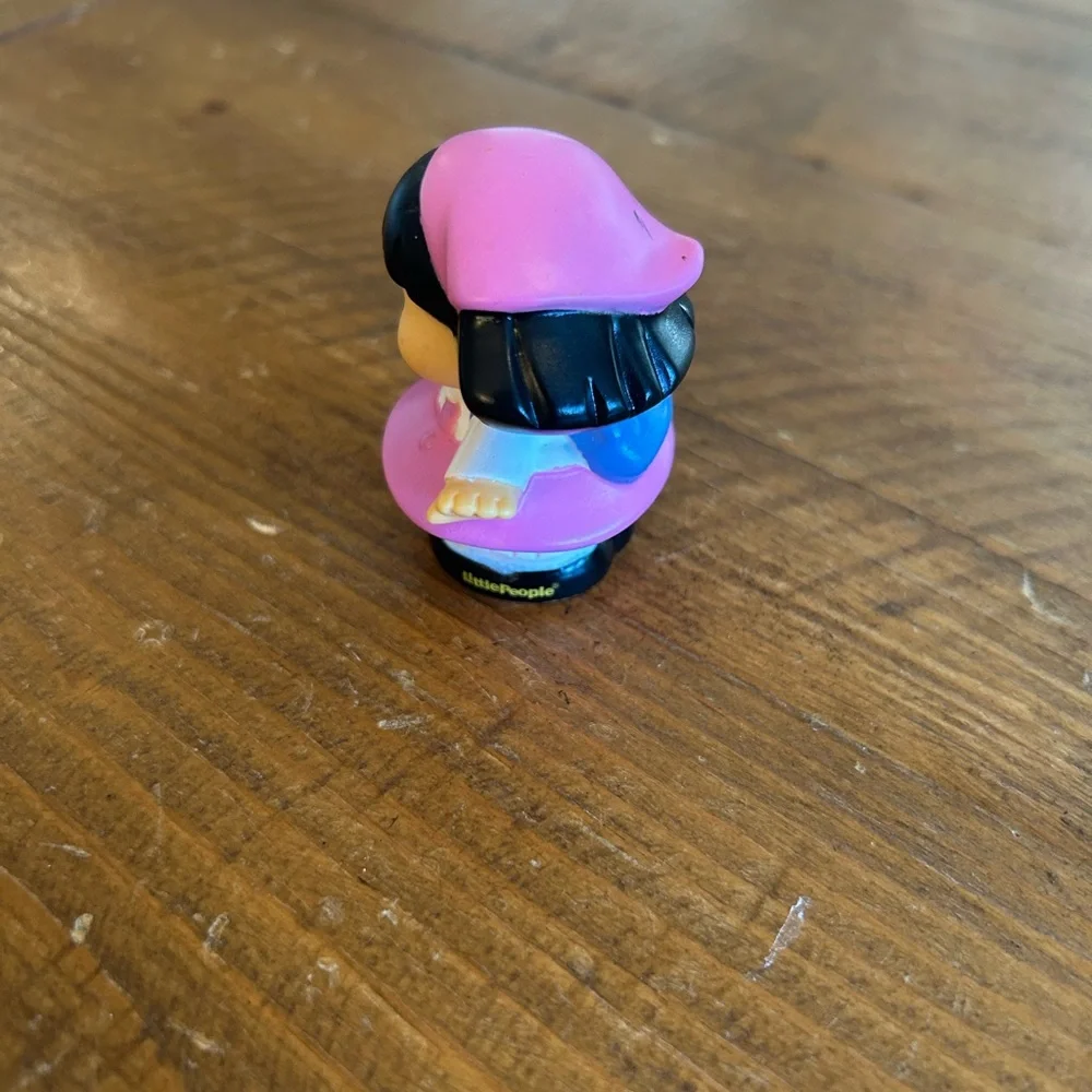 Fisher Price Little People Sonya with apple as is